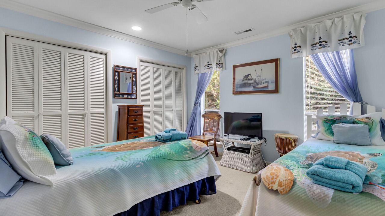 Photo of Bedroom in North Forest Beach