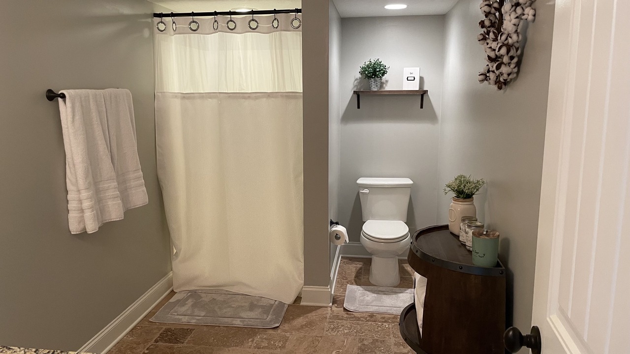 Photo of Bathroom in Riverwood Plantation