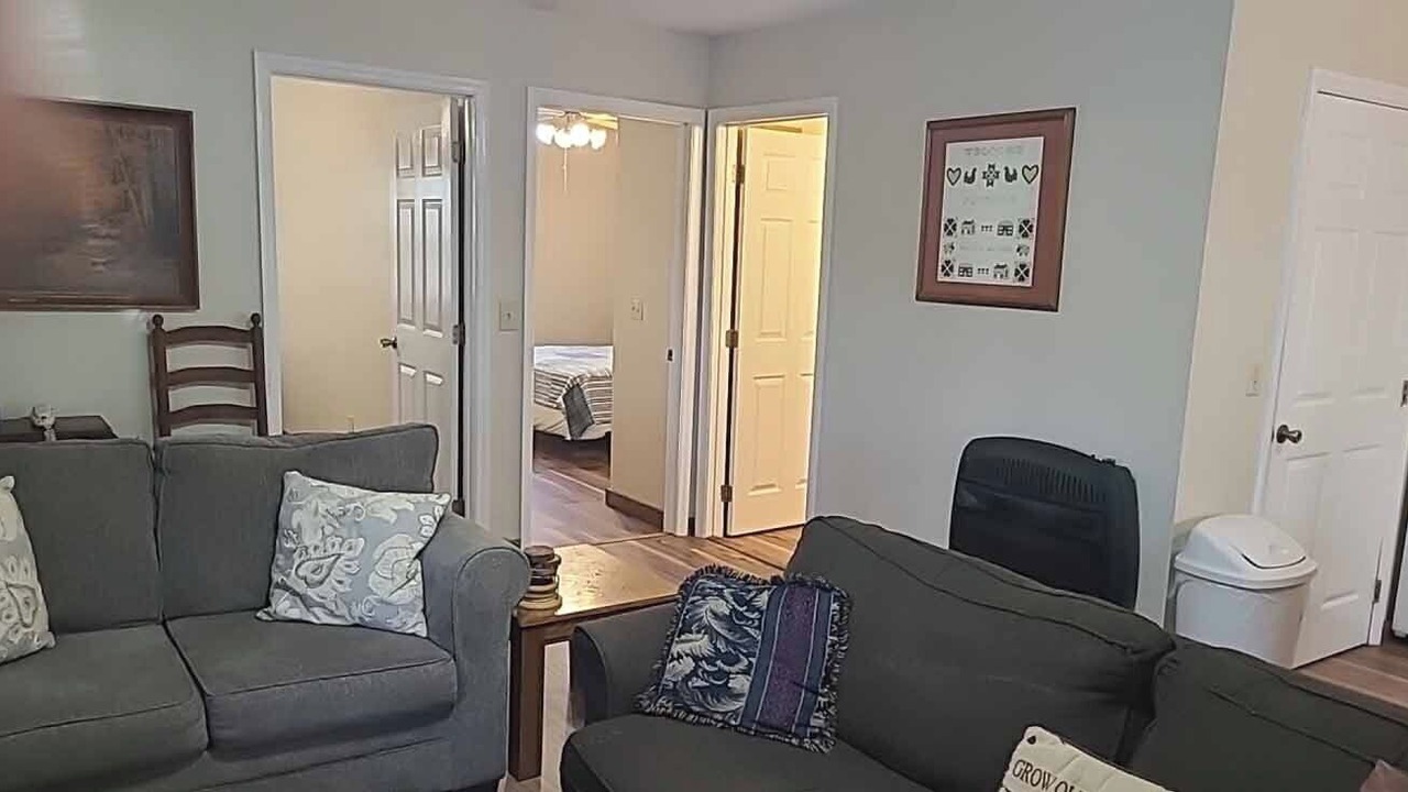 Photo of Livingroom in Whittier