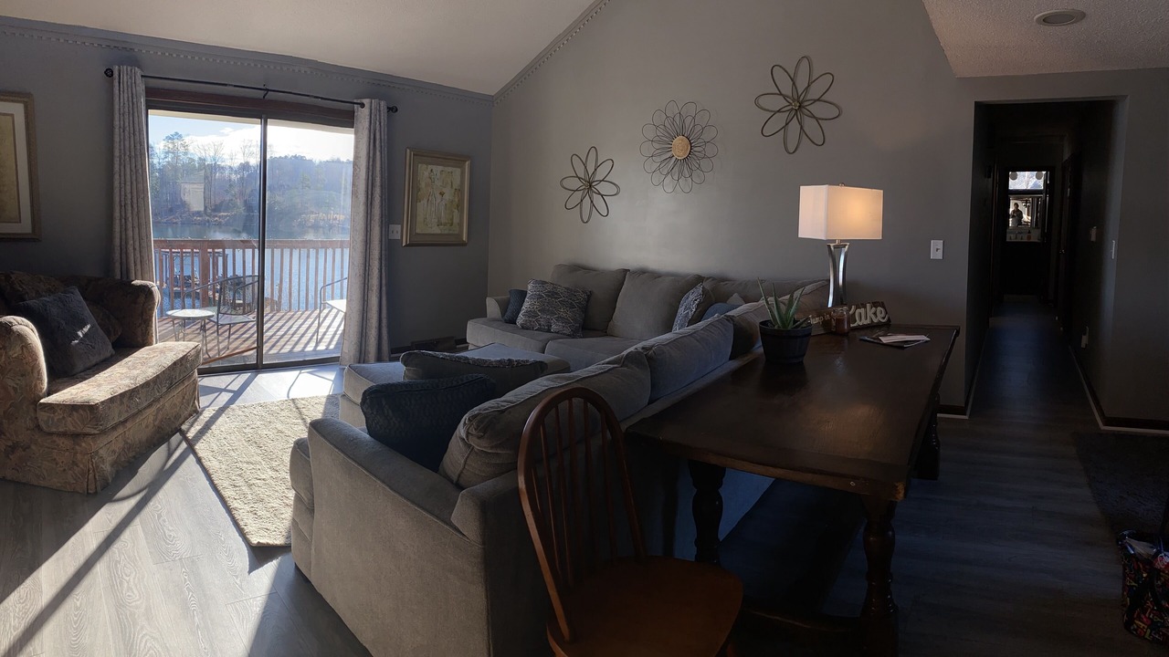Photo of Livingroom in Seneca