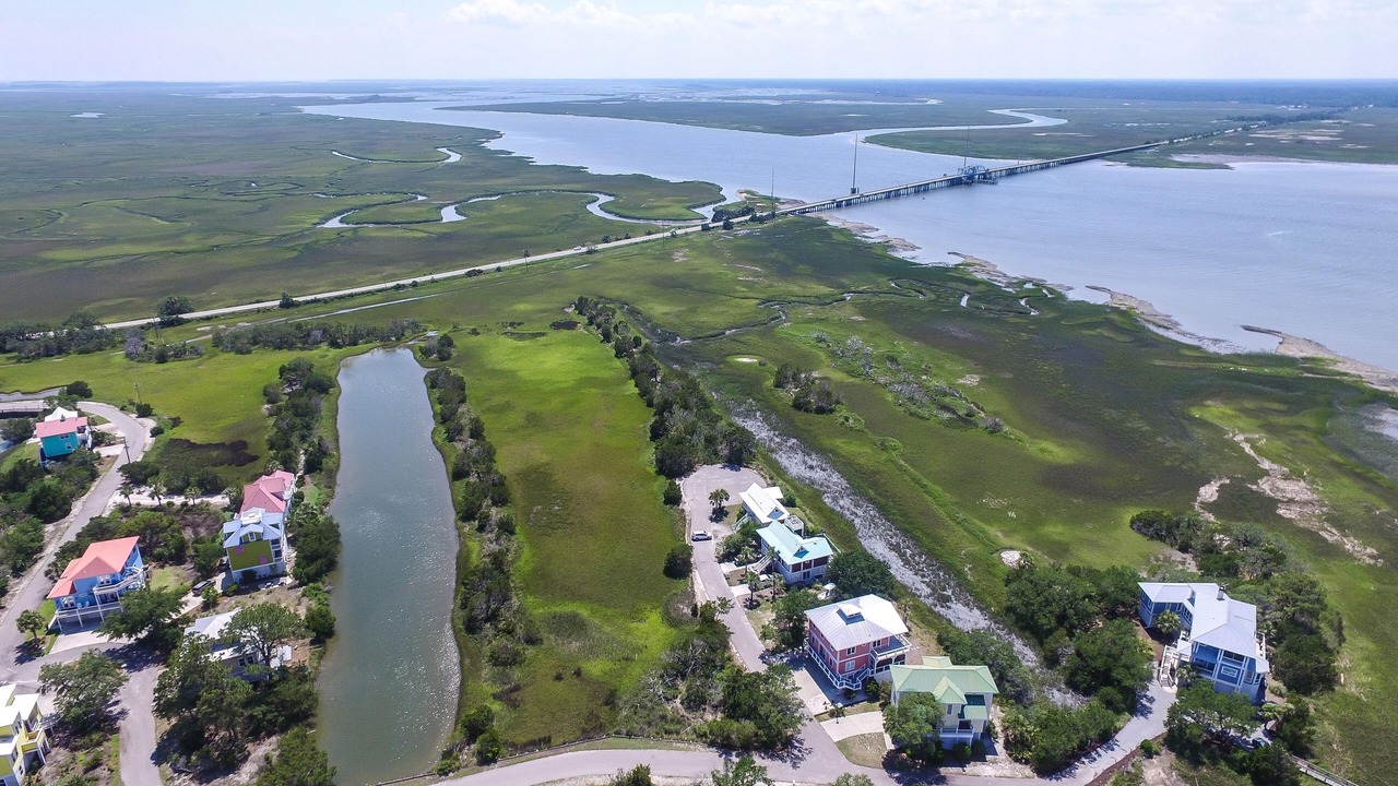 Photo of Outdoor in Oceanmarsh Subdivision