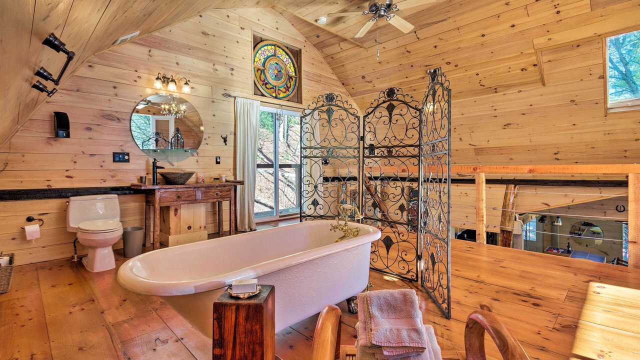 Photo of Bathroom in Cullowhee