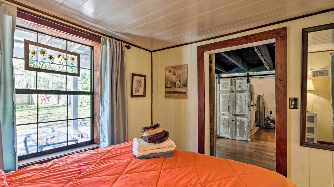 Photo of Bedroom in Cullowhee
