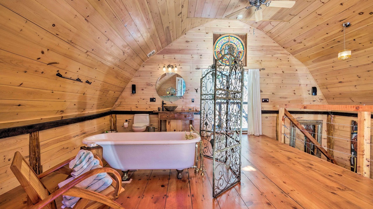 Photo of Bathroom in Cullowhee
