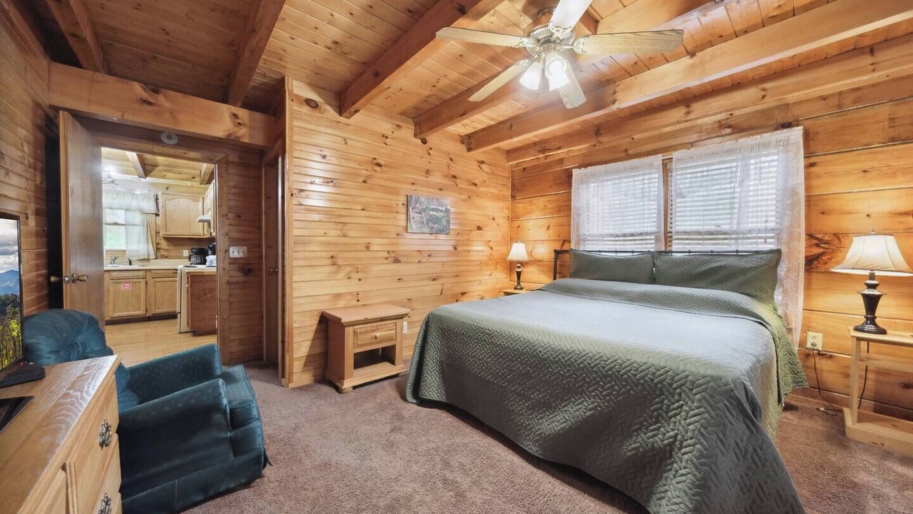 Photo of Bedroom in Gatlinburg