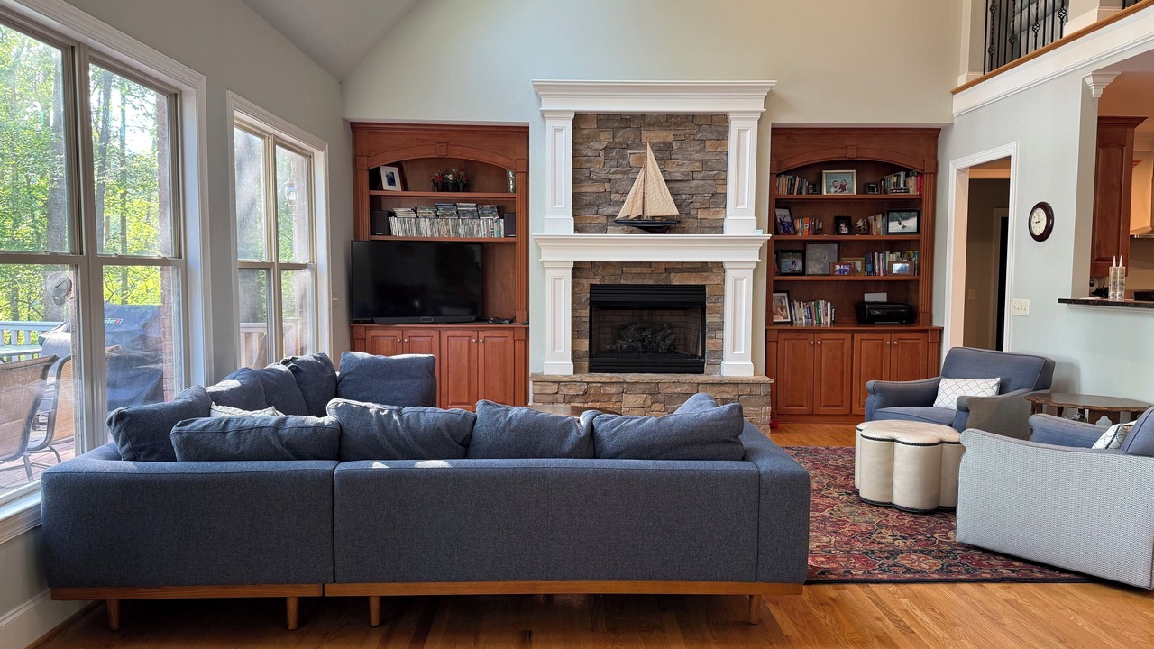 Photo of Livingroom in Seneca