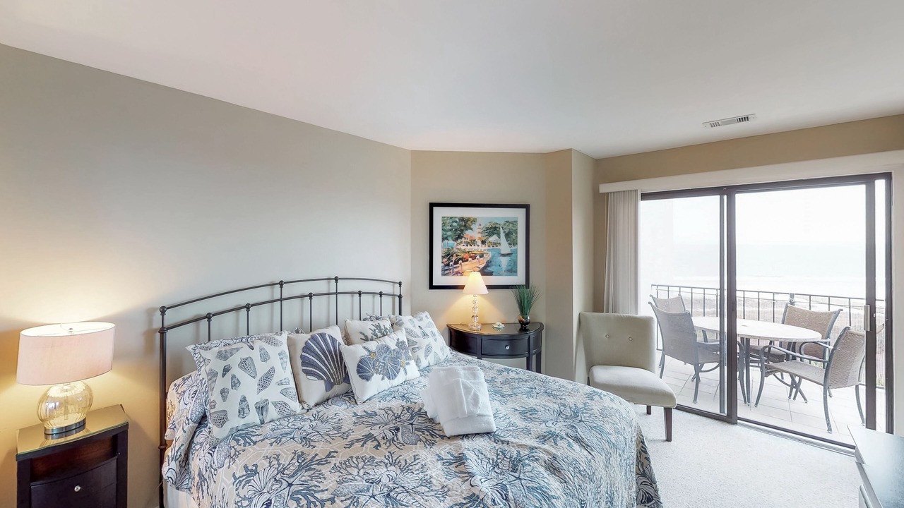 Photo of Bedroom in Folly Field