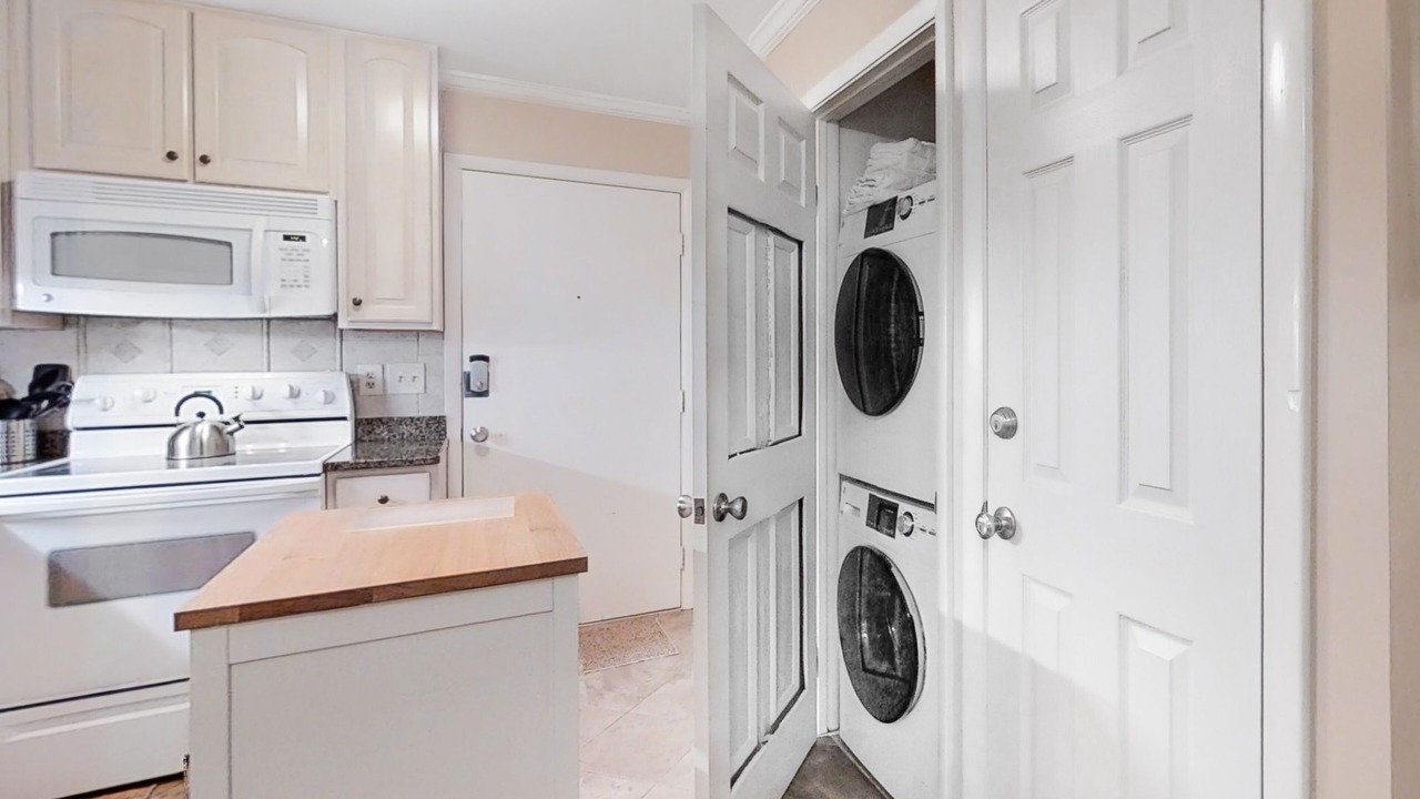 Photo of Kitchen in Folly Field