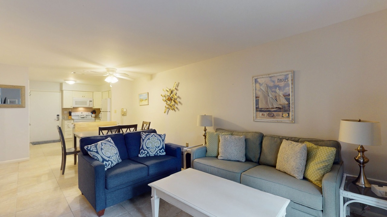 Photo of Livingroom in Folly Field