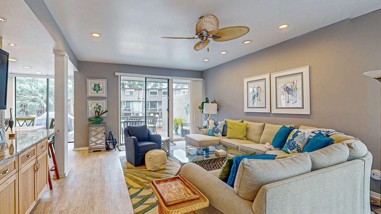 Photo of Livingroom in Sea Pines