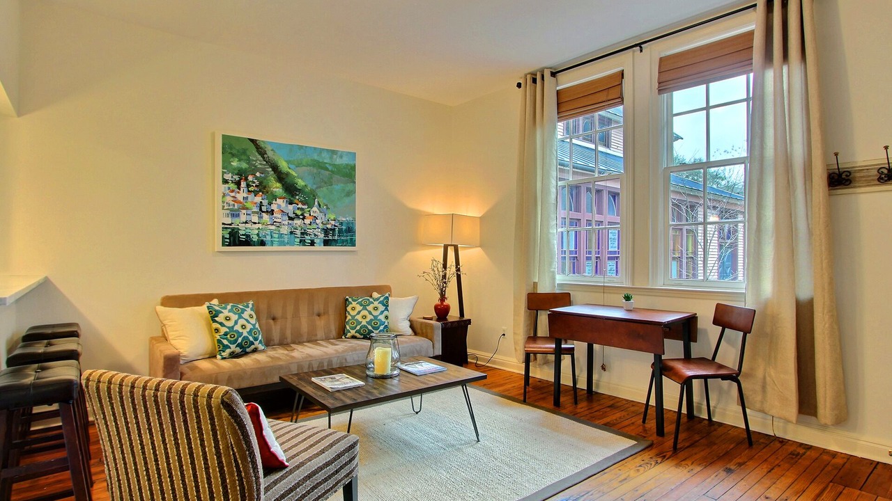 Photo of Livingroom in Metropolitan