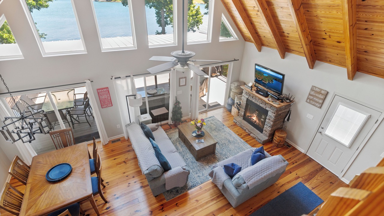 Photo of Livingroom in Seneca