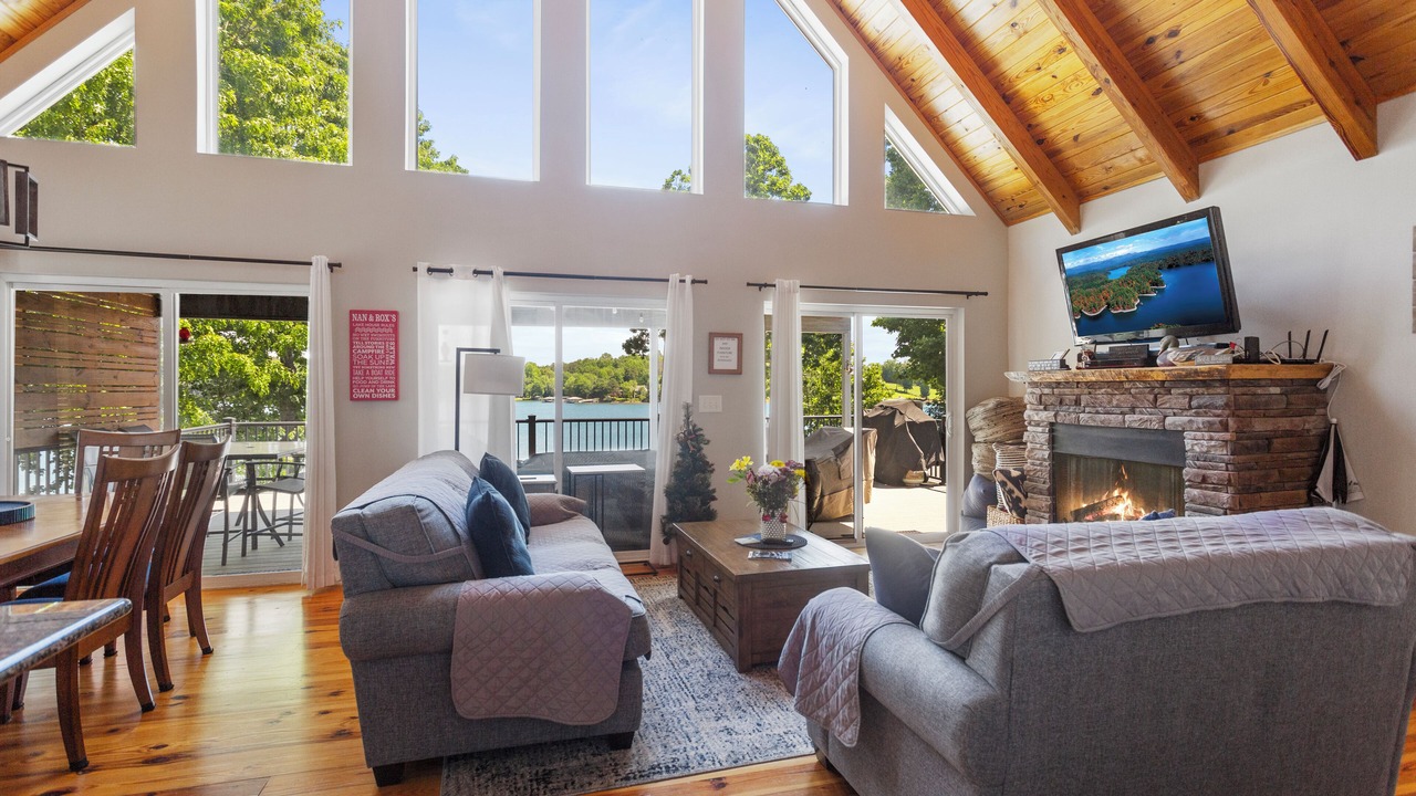 Photo of Livingroom in Seneca
