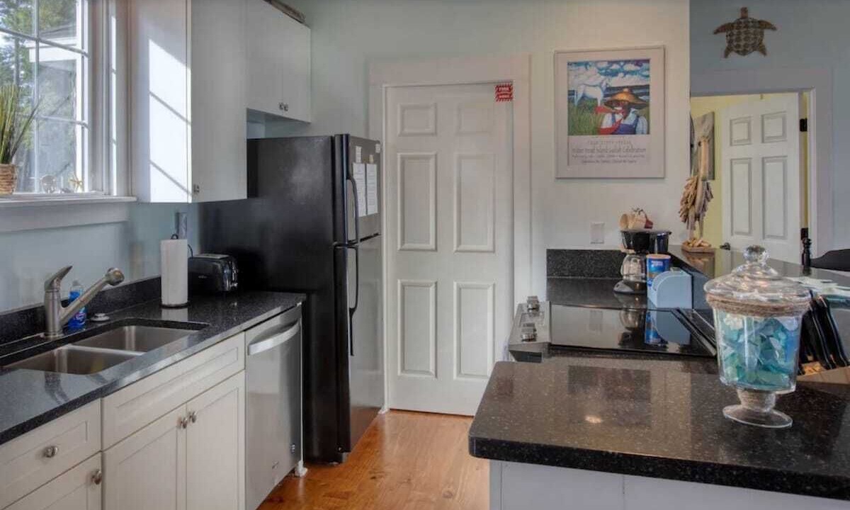 Photo of Kitchen in Melrose on the Beach