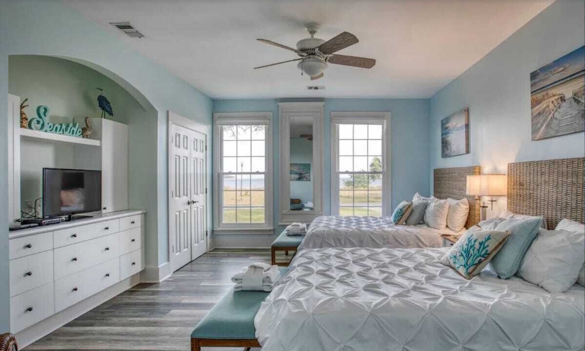 Photo of Bedroom in Melrose on the Beach