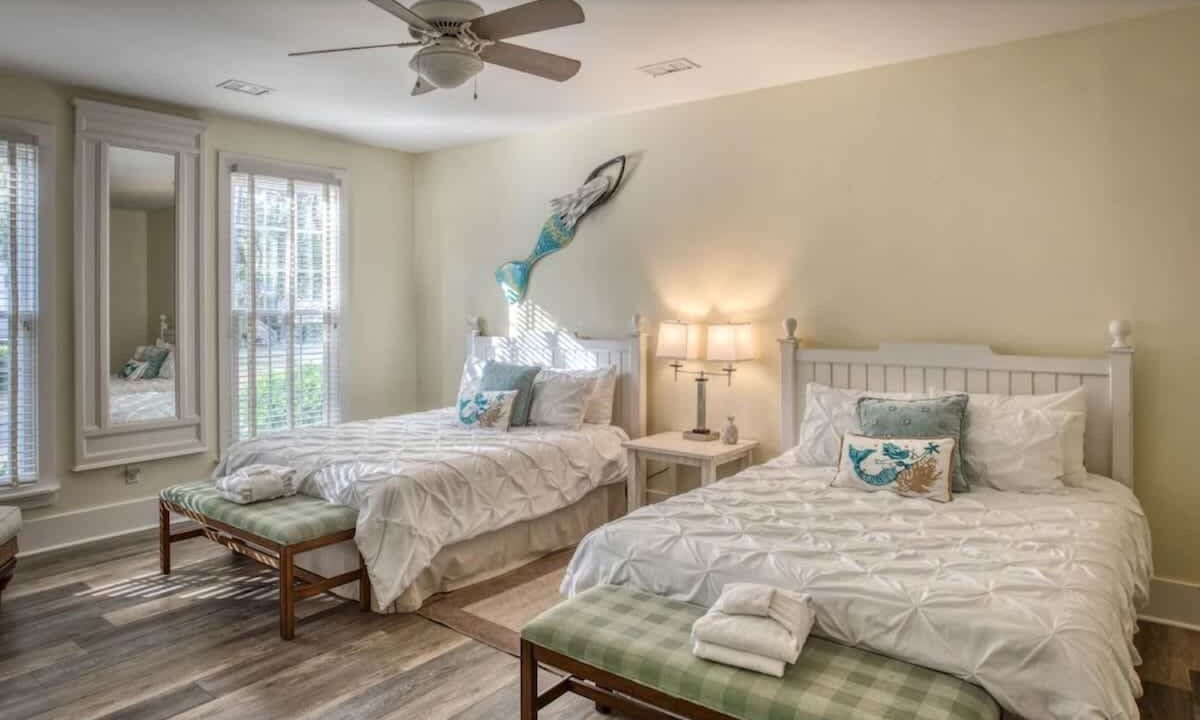 Photo of Bedroom in Melrose on the Beach
