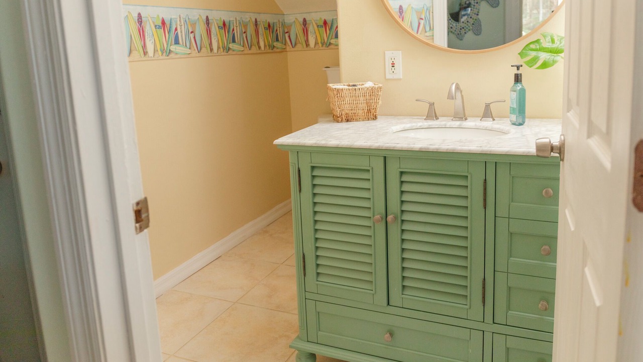 Photo of Bathroom in Dune Crest