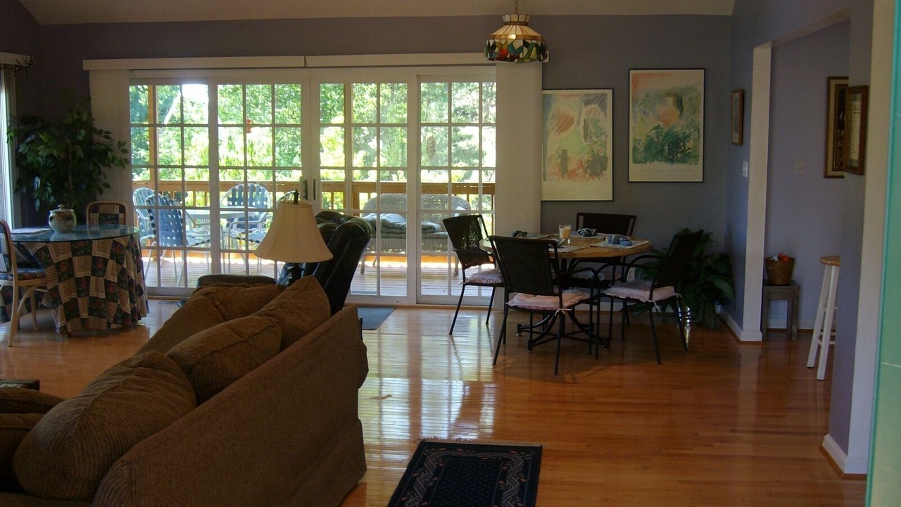 Photo of Livingroom in Seneca