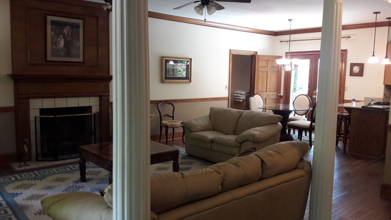 Photo of Livingroom in Seneca