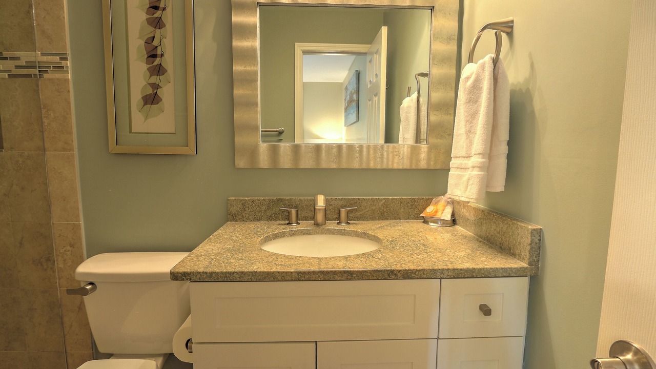 Photo of Bathroom in Folly Field