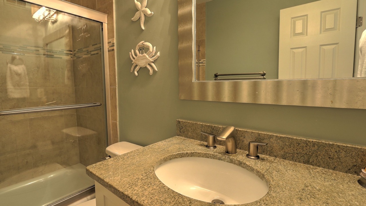 Photo of Bathroom in Folly Field