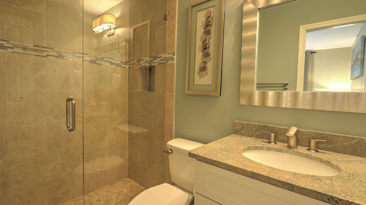 Photo of Bathroom in Folly Field