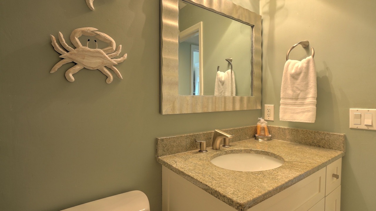 Photo of Bathroom in Folly Field