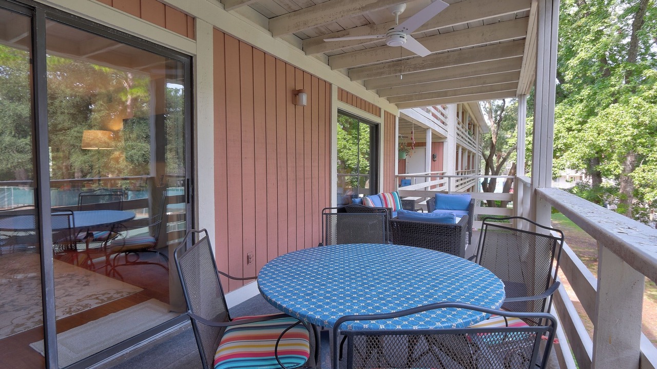 Photo of Outdoor in Folly Field