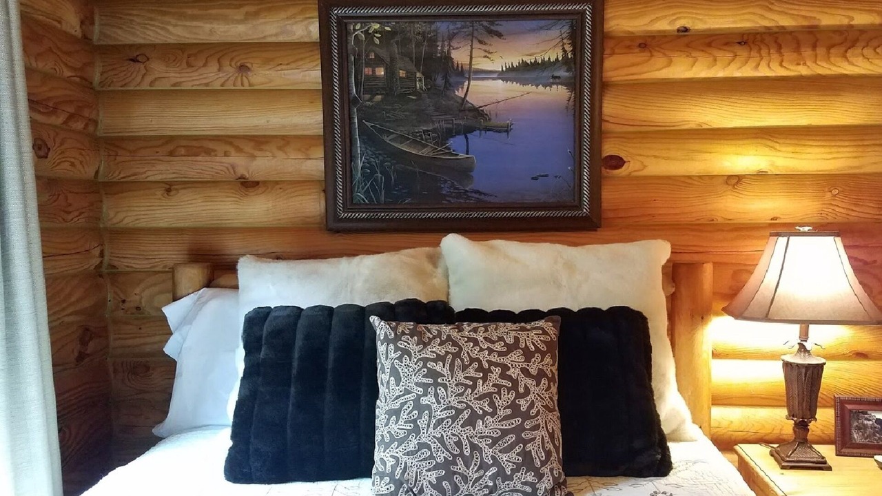 Photo of Bedroom in Sunset