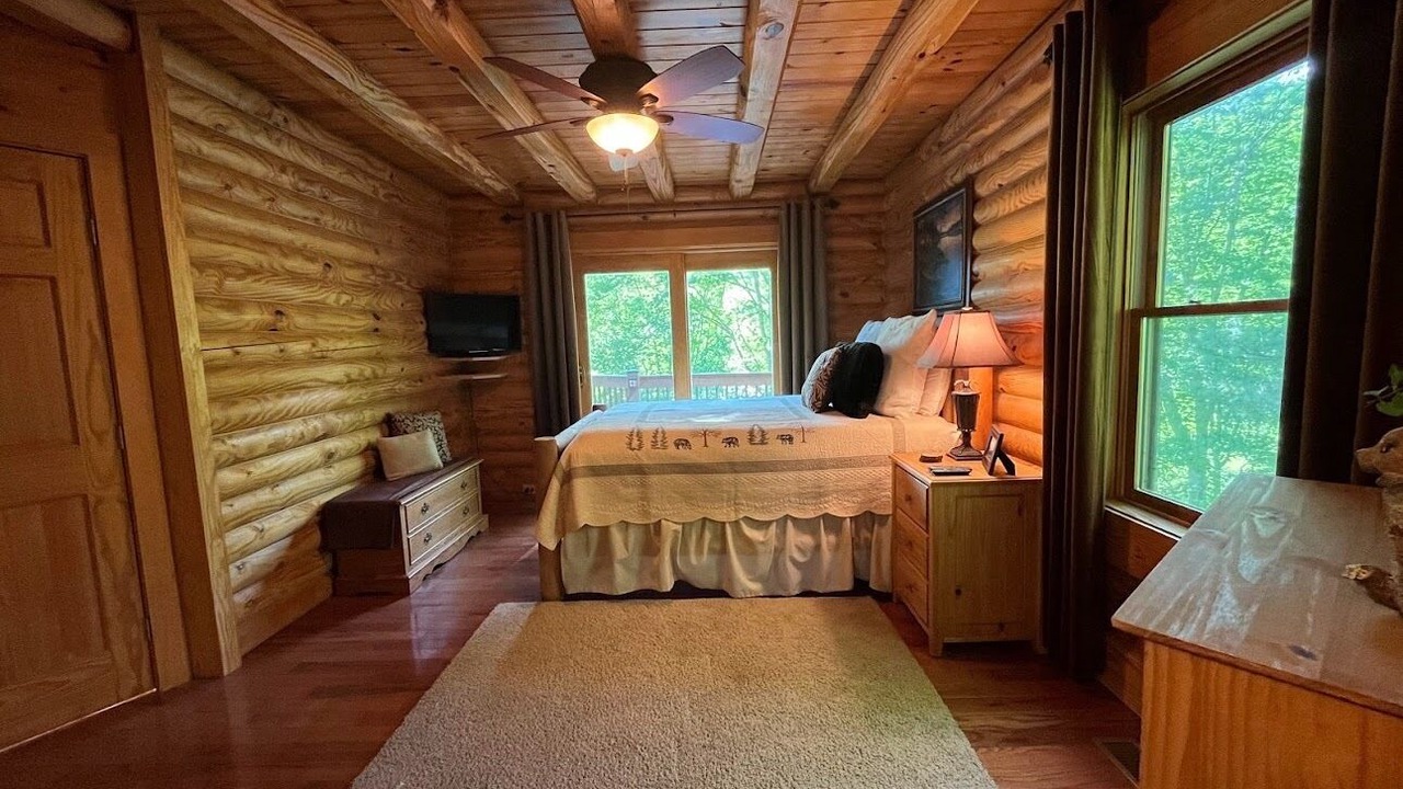 Photo of Bedroom in Sunset