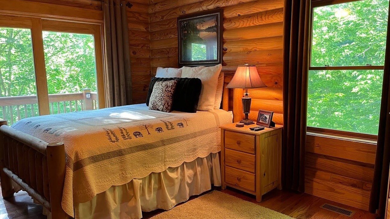 Photo of Bedroom in Sunset
