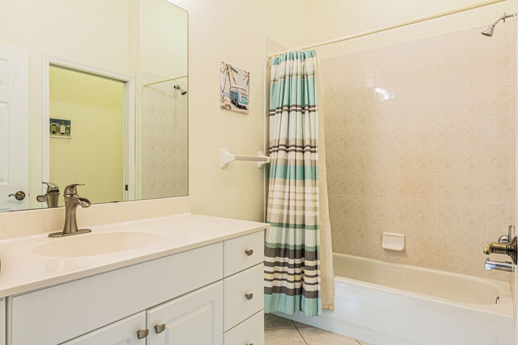 Photo of Bathroom in Naples