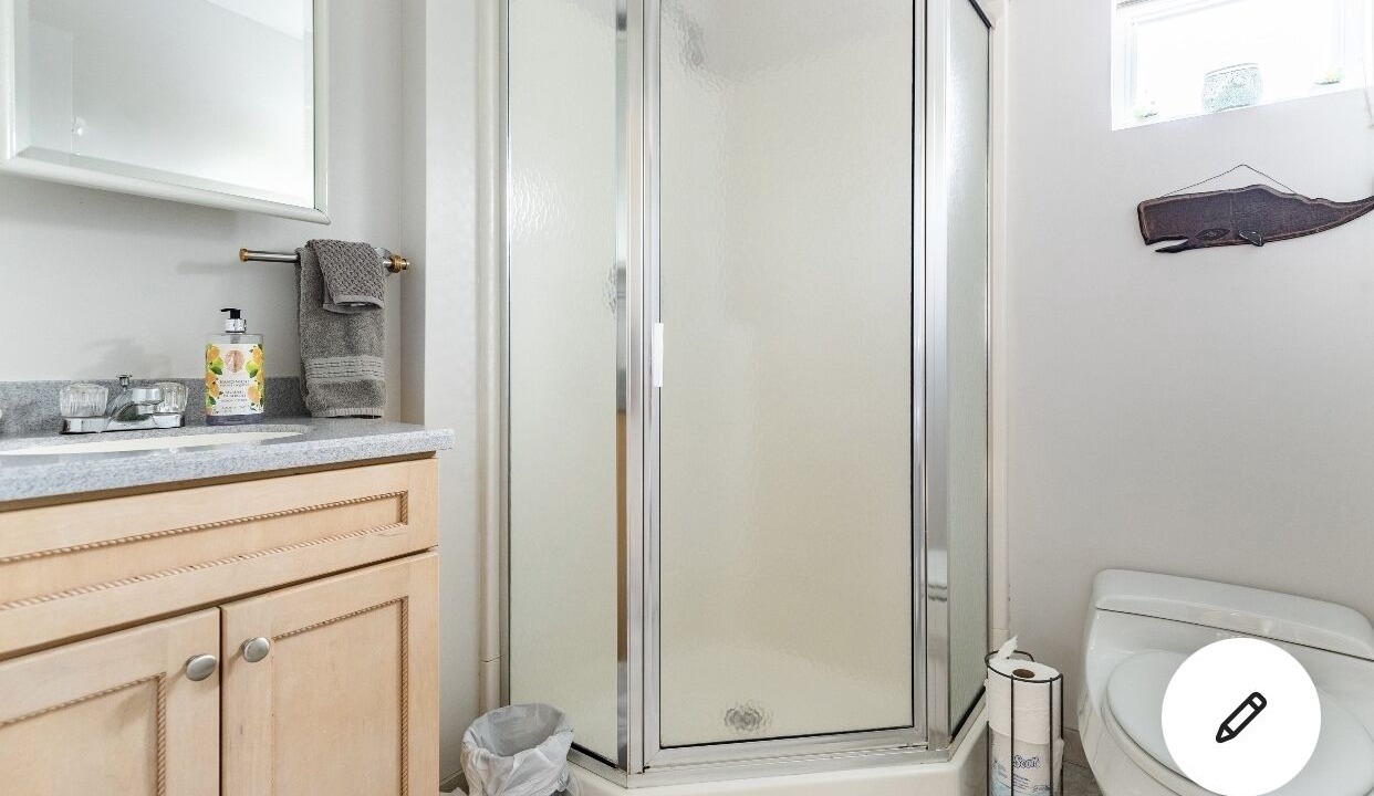 Photo of Bathroom in Goodland