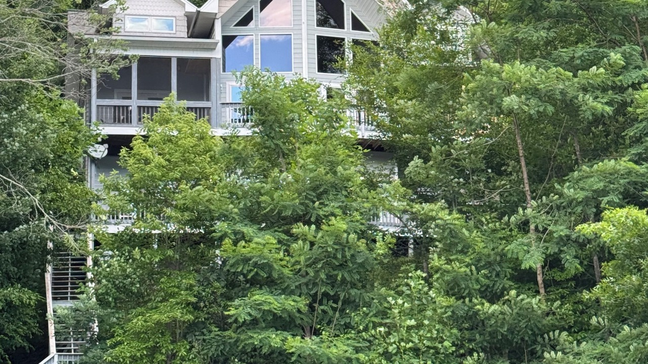 Photo of Outdoor in Topton