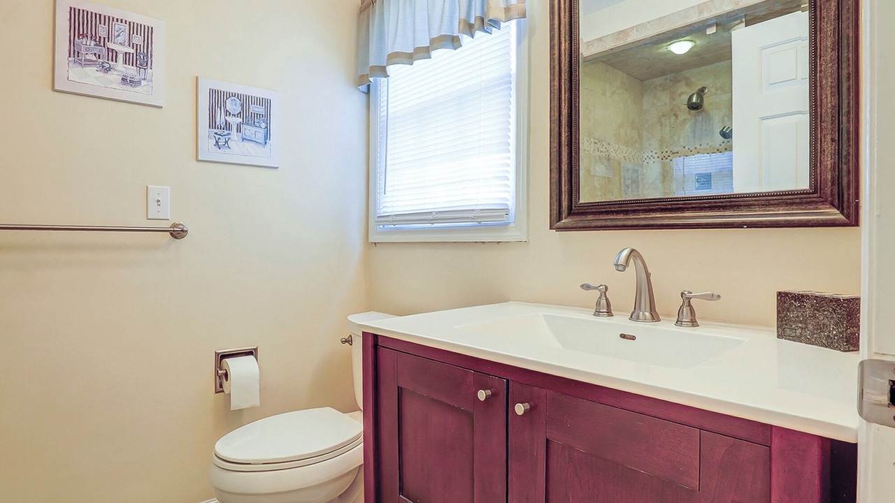 Photo of Bathroom in Shipyard Plantation
