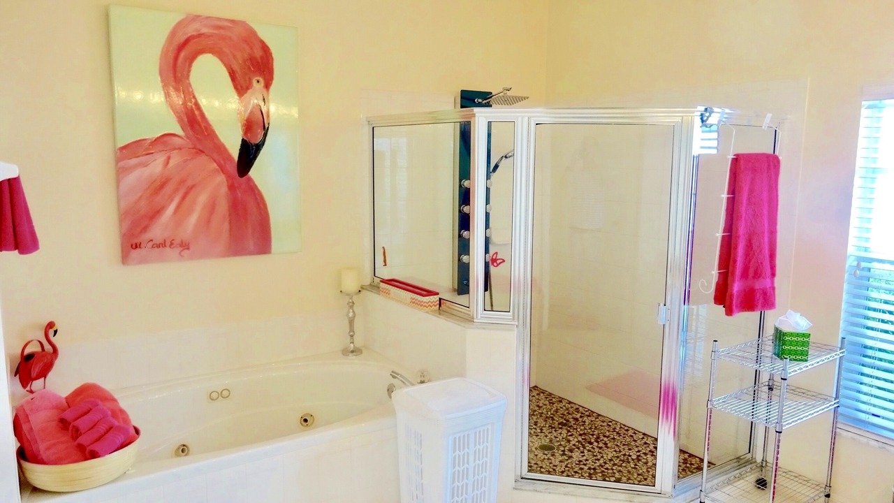 Photo of Bathroom in Falcons Glen