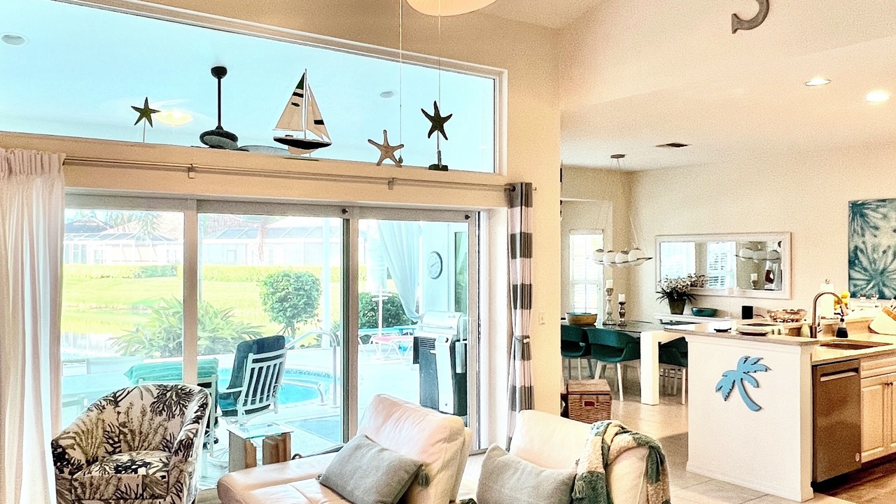 Photo of Livingroom in Falcons Glen