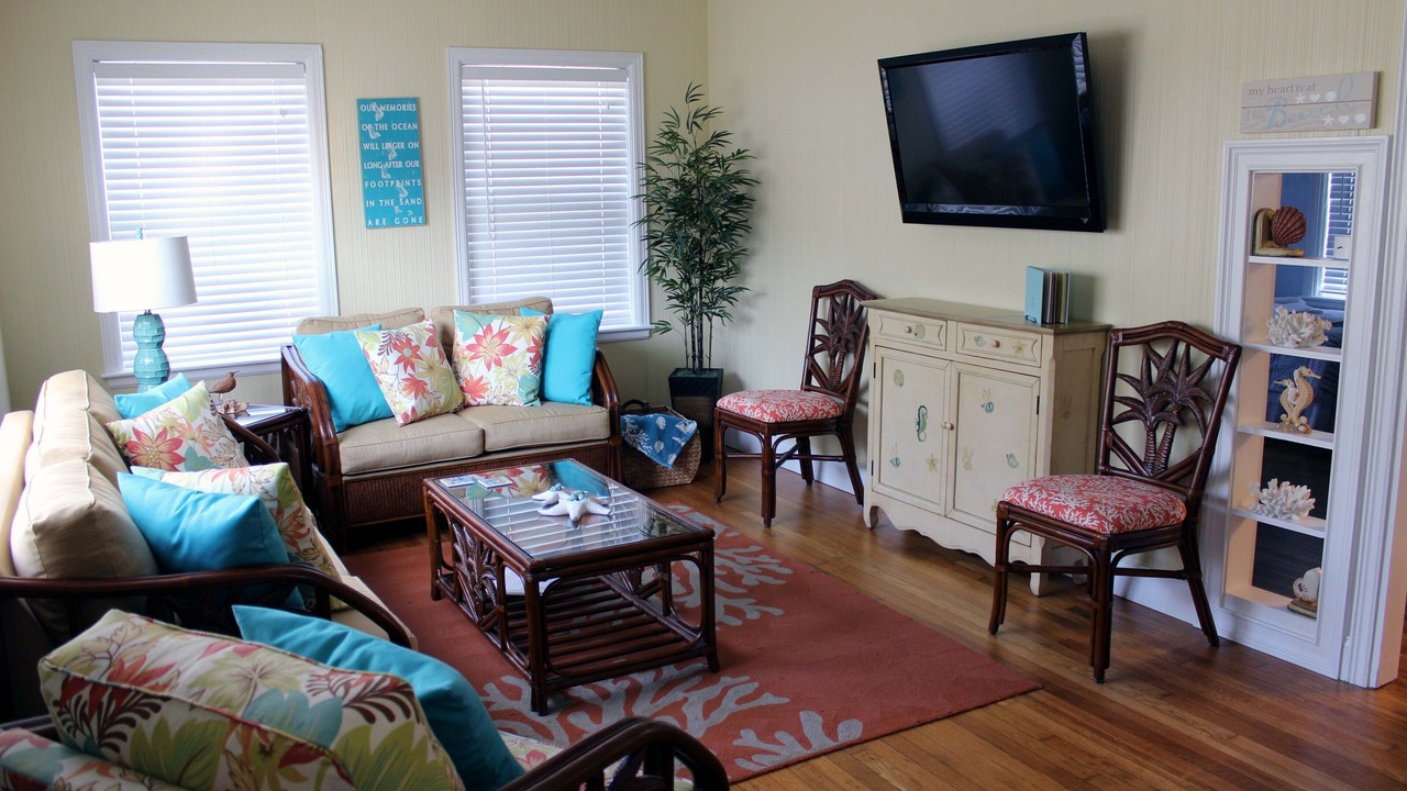 Photo of Livingroom in Treasure Island