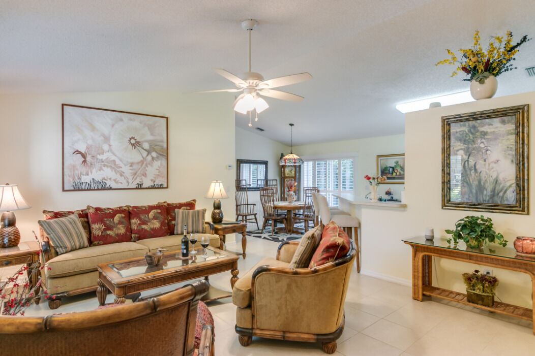 Photo of Livingroom in Vero Lake Estates
