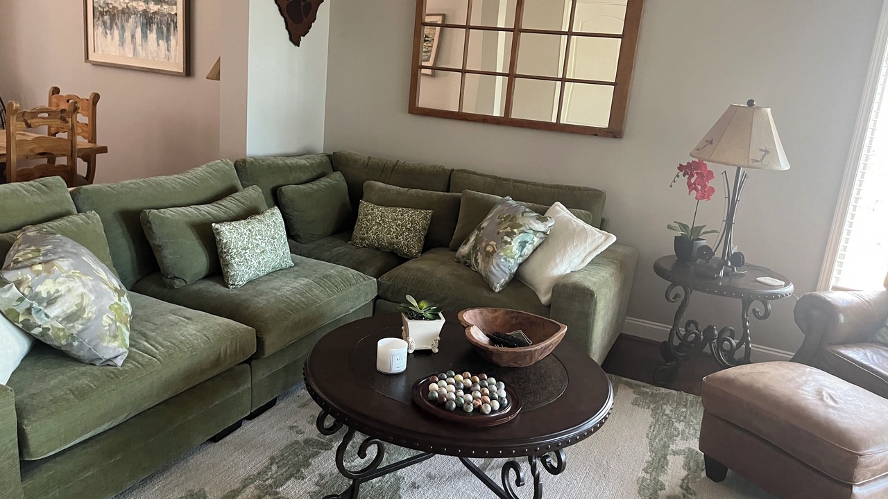 Photo of Livingroom in West Union