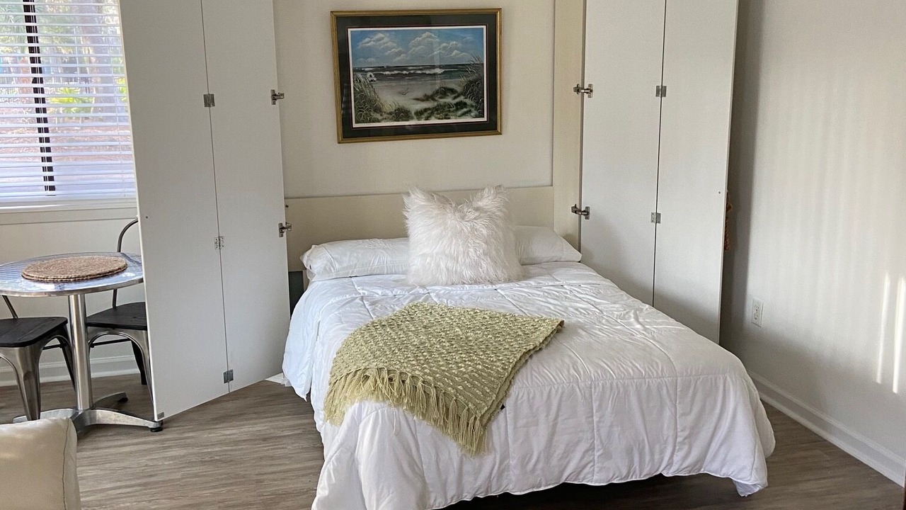 Photo of Bedroom in Ocean Ridge