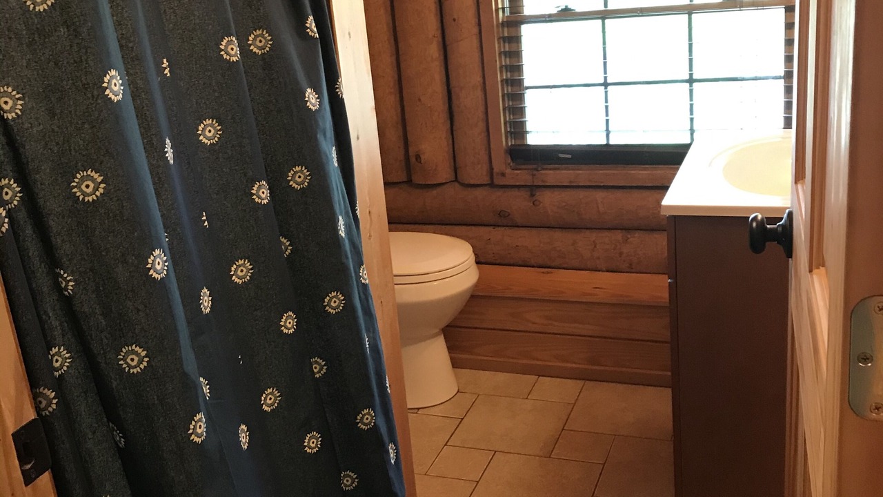 Photo of Bathroom in West Union