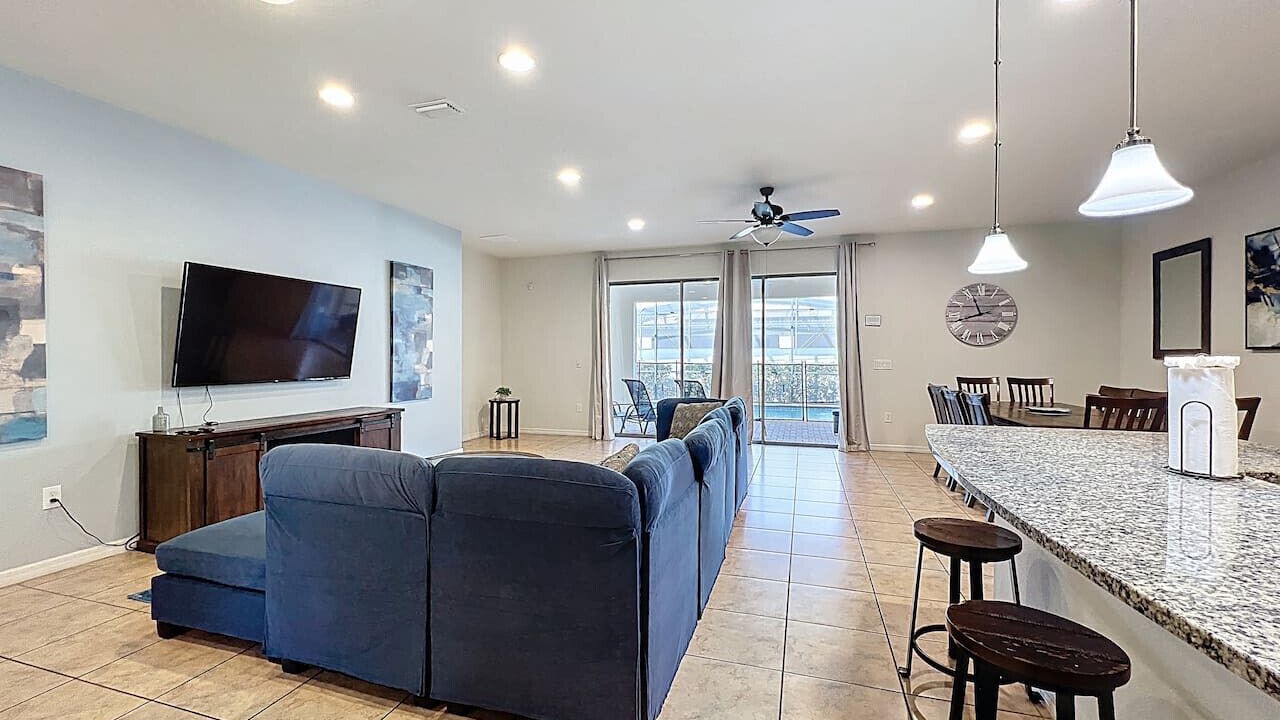 Photo of Livingroom in Four Corners