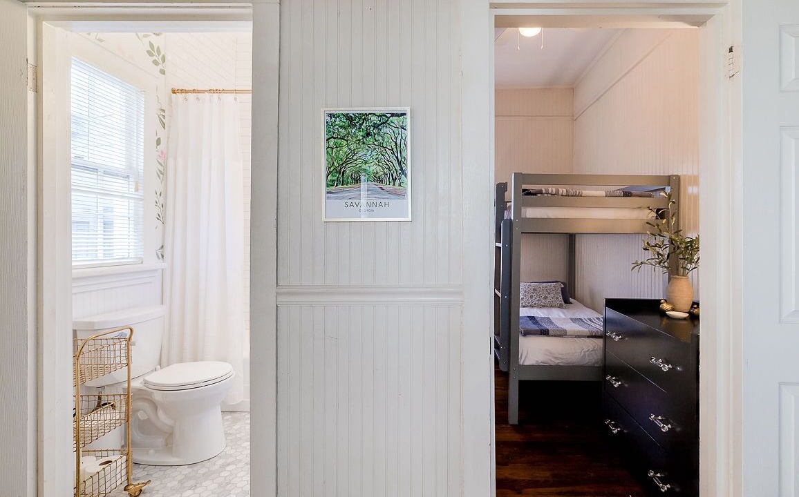 Photo of Bedroom in Savannah Victorian District