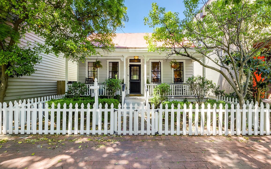 Photo of Outdoor in Savannah Victorian District