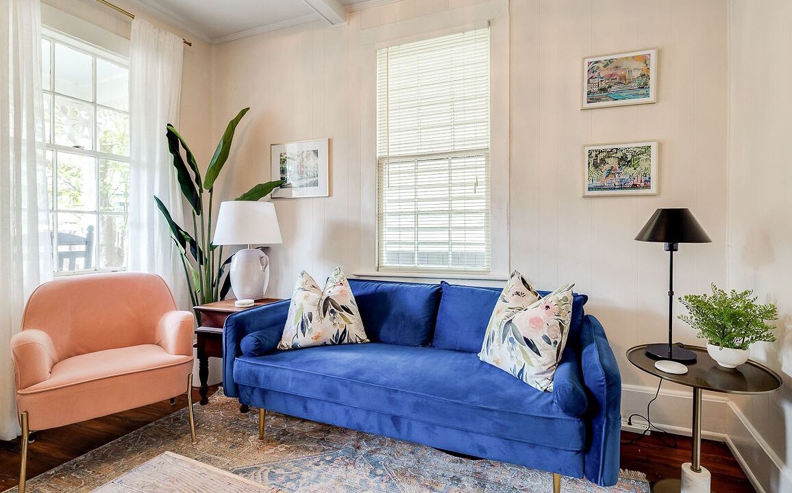 Photo of Livingroom in Savannah Victorian District