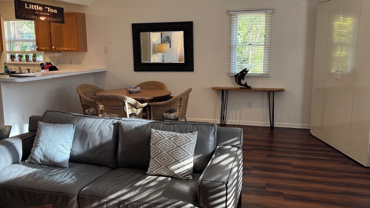 Photo of Livingroom in Fedhaven