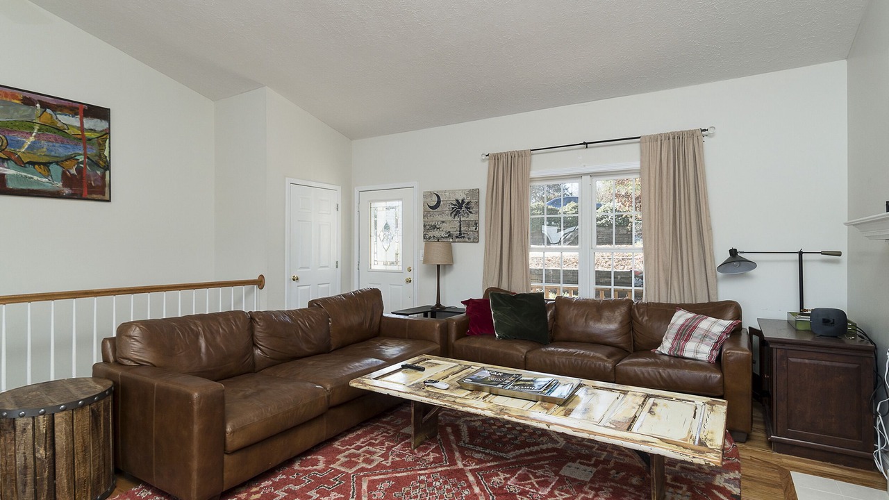 Photo of Livingroom in West Union