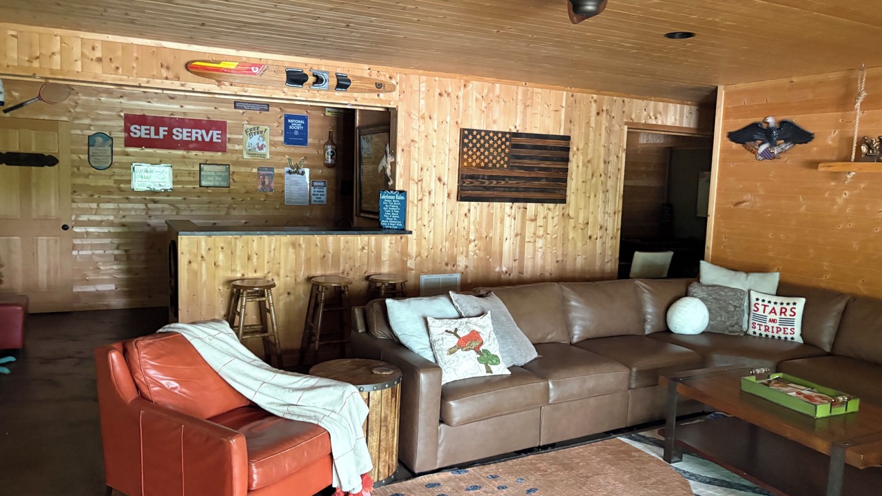 Photo of Livingroom in West Union