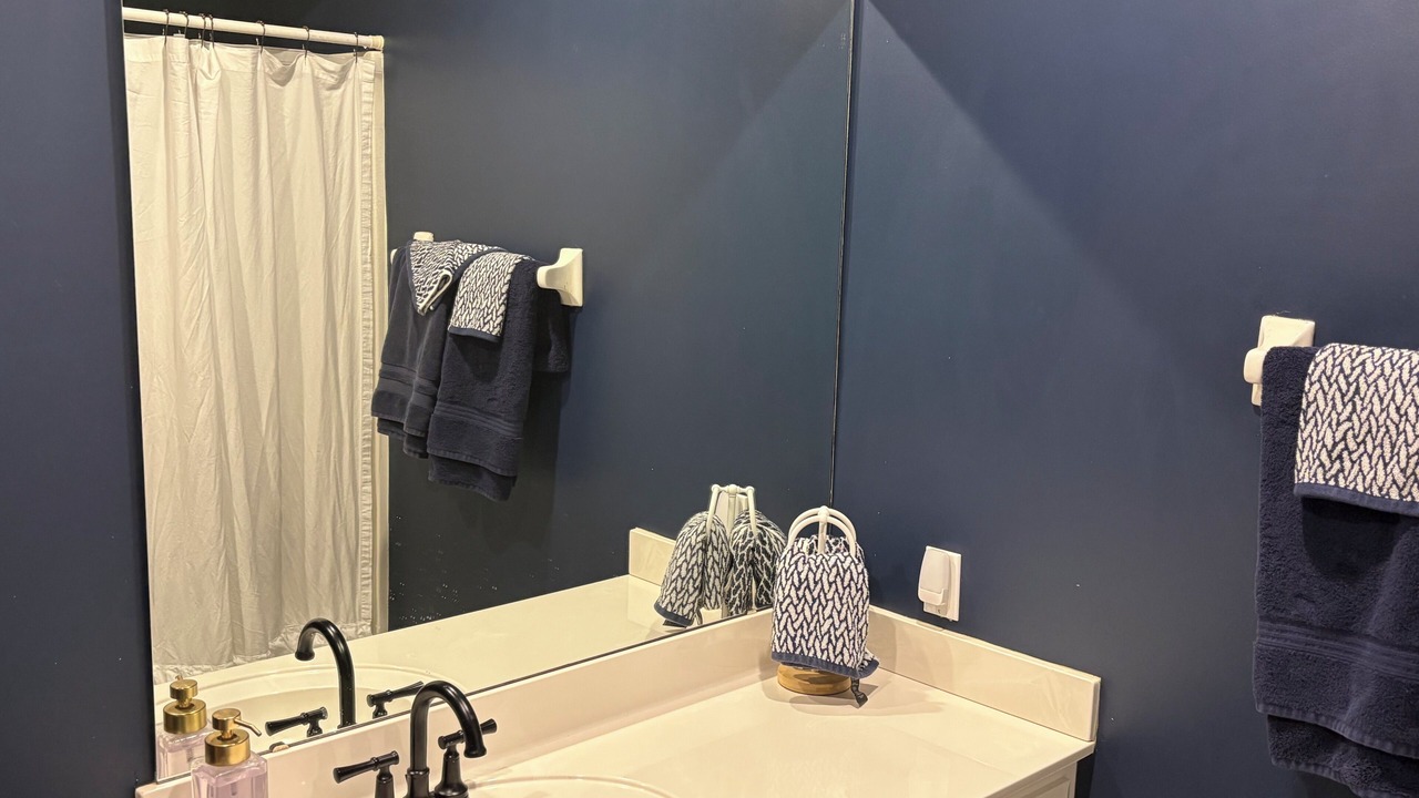 Photo of Bathroom in West Union